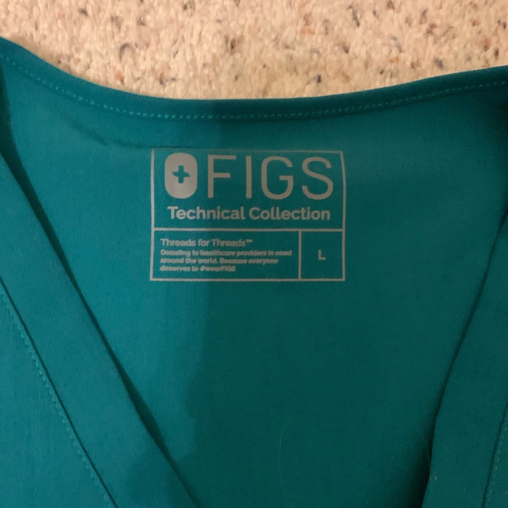 Figs Hunter Green top
